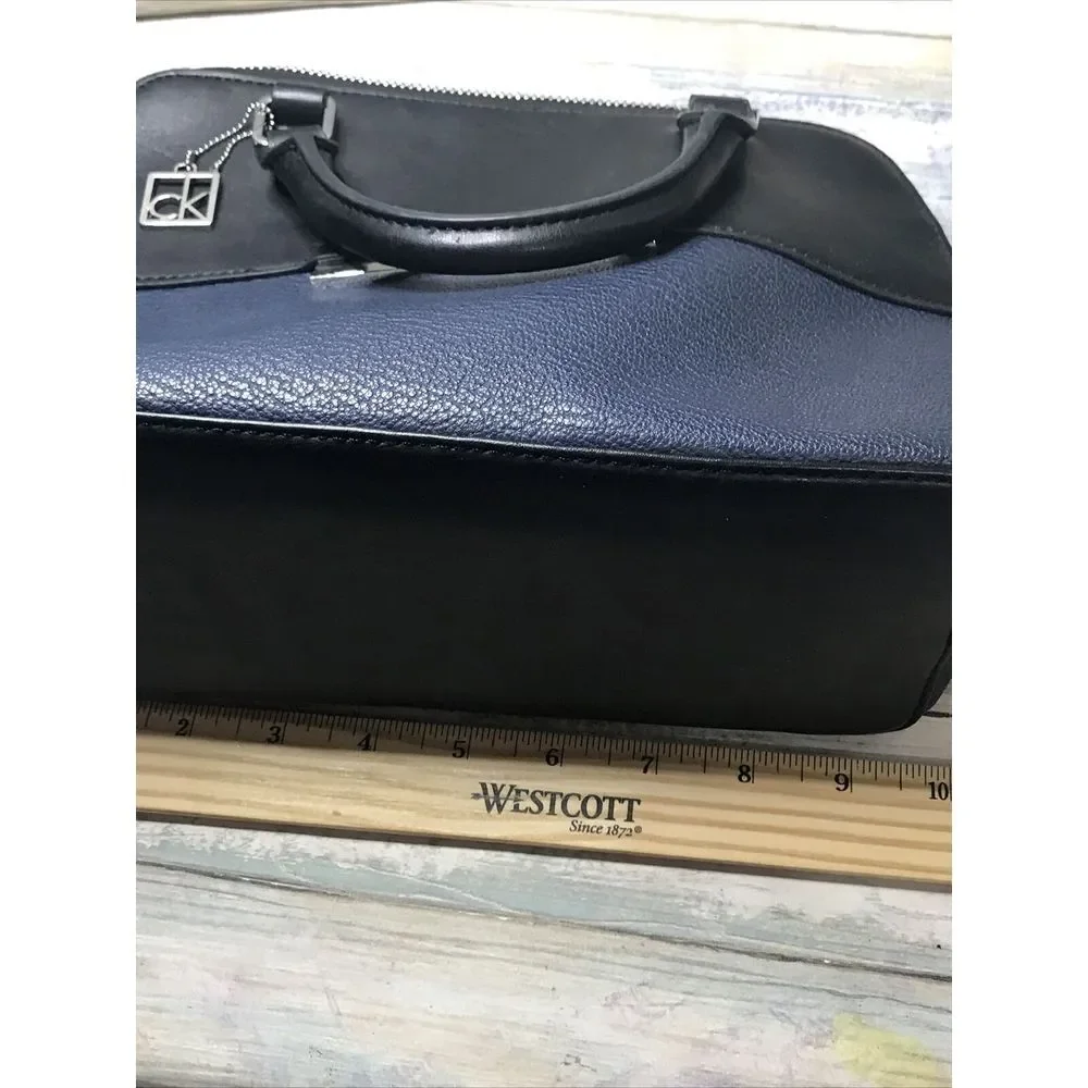 CALVIN KLEIN Stylish Navy Black Pebbled Leather Satchel Bag Purse Logo‎ Tag